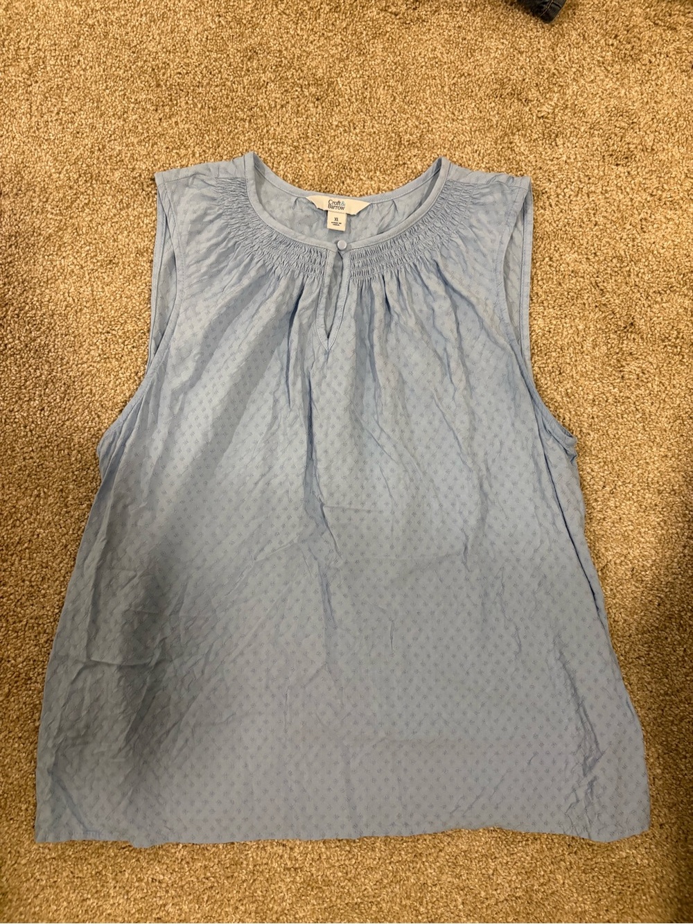 Croft & Barrow Women’s XL Light Blue Sleeveless Smocked Blouse Tank Top